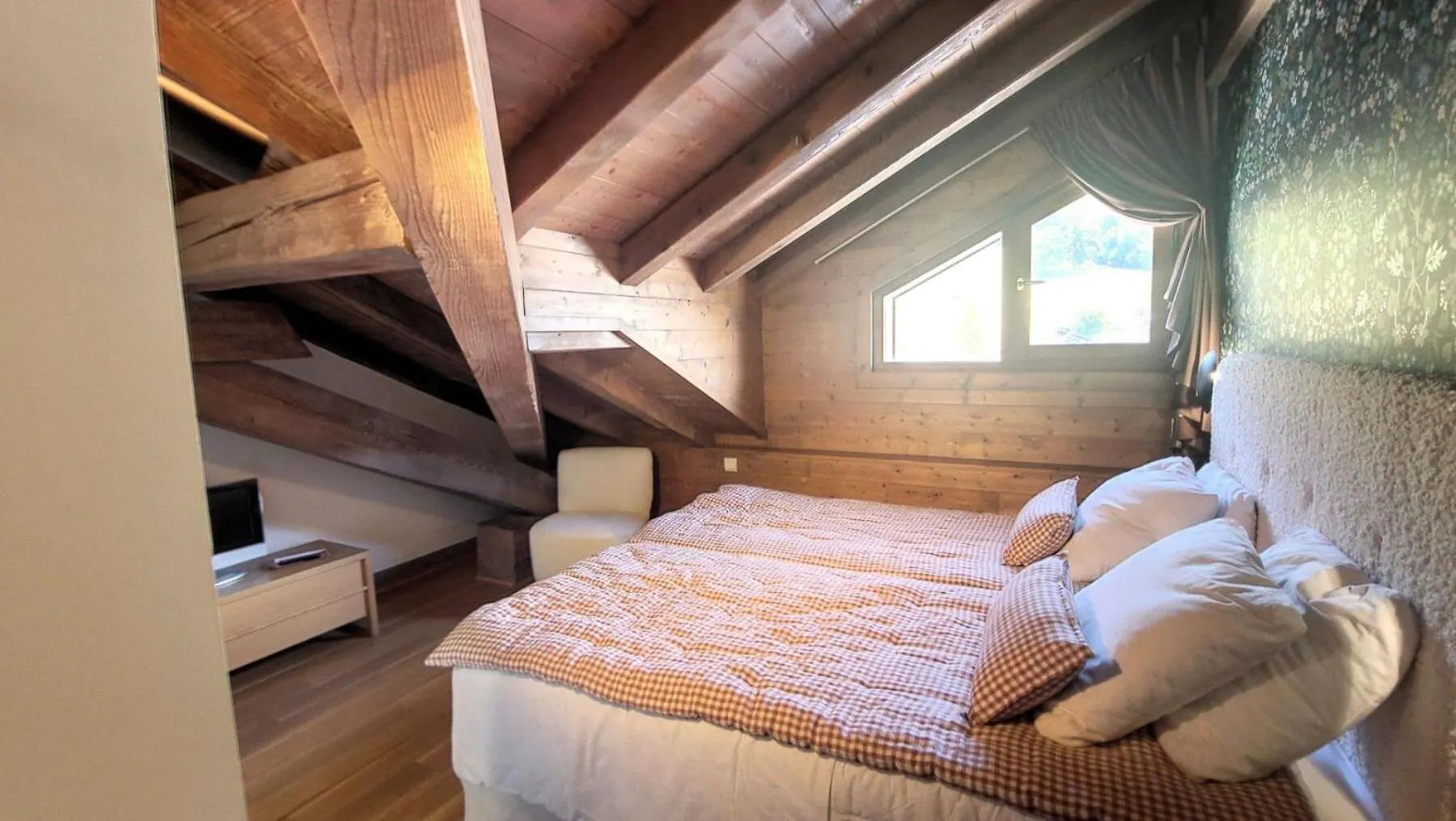 Residence Le Lion D'Or A - Appartement Confortable, Sous Toit, Acces Facile Aux Commerces Mae-0871 Les Gets 0*,  France